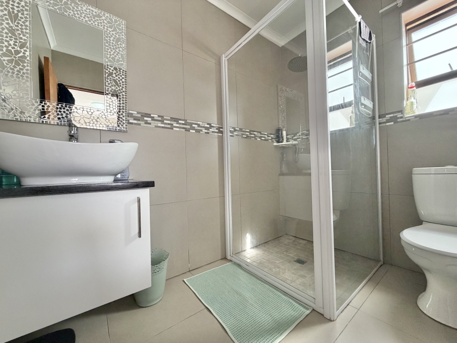 3 Bedroom Property for Sale in Jeffreys Bay Central Eastern Cape